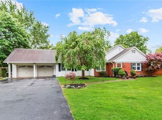 64 Duchess Ct, Freehold, NJ 07728