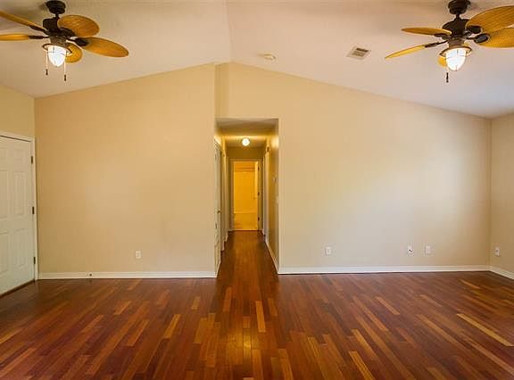 5th image of 1150 Shady Ln