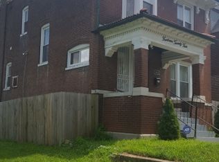 1424 Blackstone Ave, Saint Louis, MO 63112