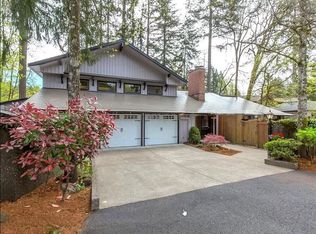 17160 Kelok Rd, Lake Oswego, OR 97034