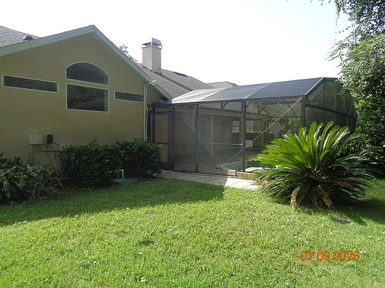1409 Bent Oaks Blvd — Photo 3