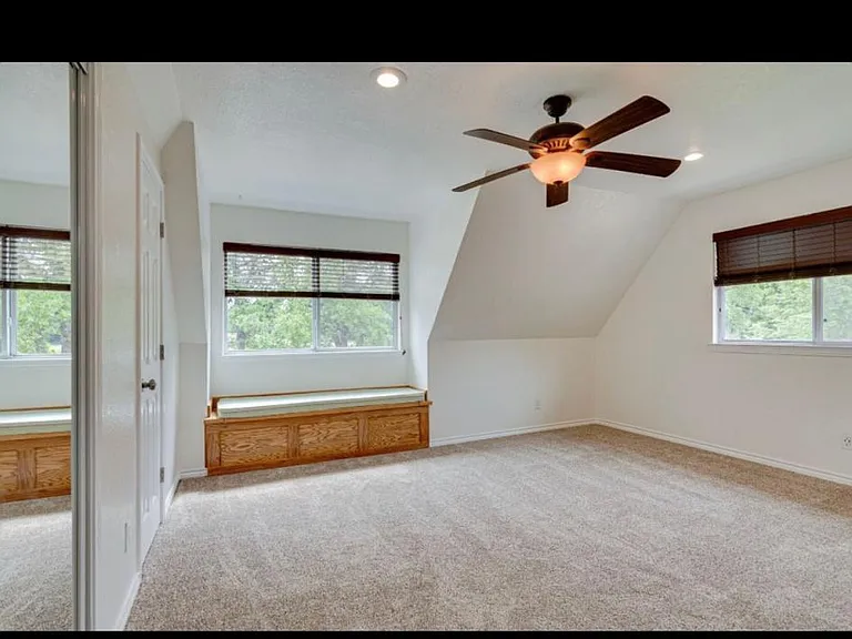 3725 Oakbriar Ln — Photo 24