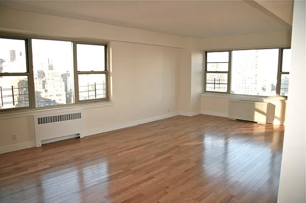 Rented by Michael K Namm Associates | media 15