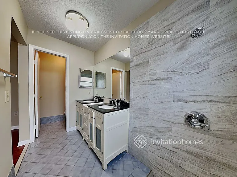 14641 N Beckley Sq — Photo 13