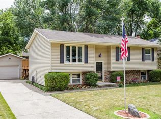 505 NE 9th St, Ankeny, IA 50021