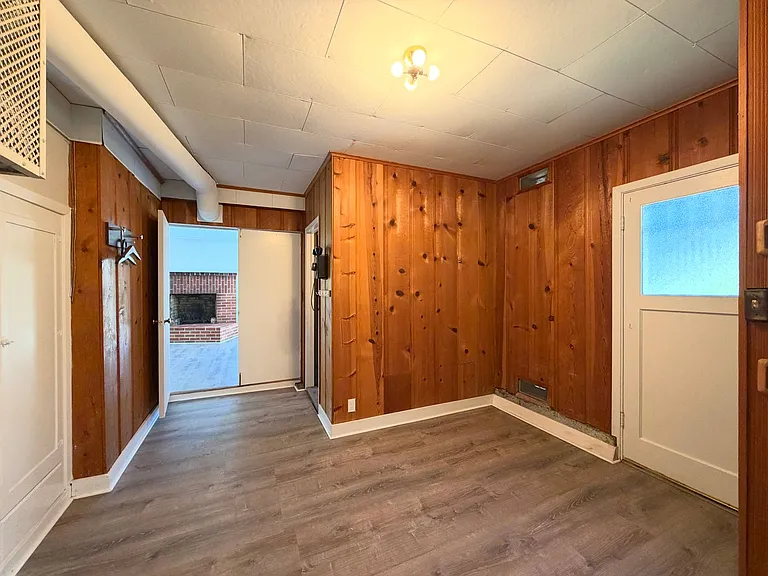 955 Lawton St — Photo 29