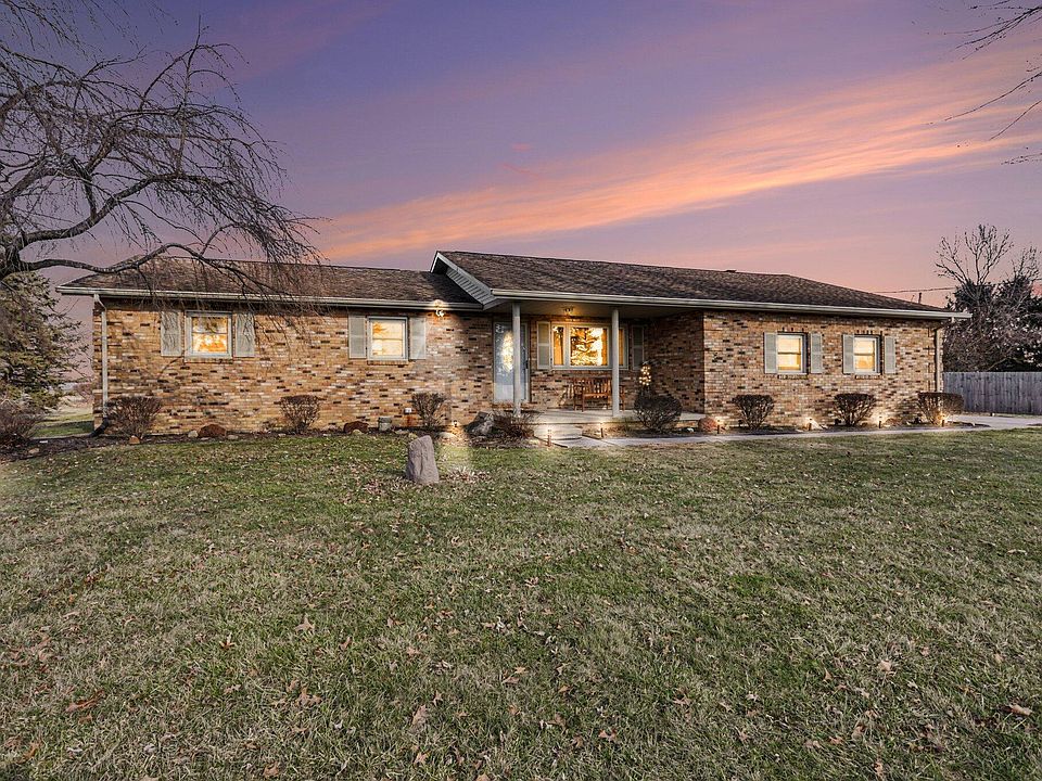 1st image of 1879 Simpson Rd