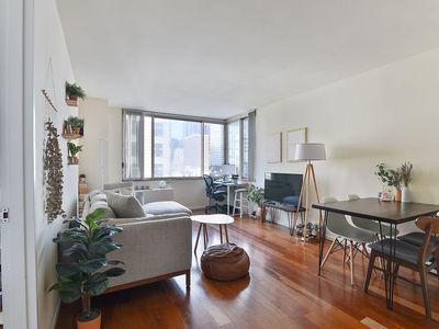 350 W 50th St APT 11H, New York, NY, 10019