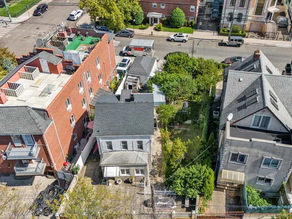 1163 Sheepshead Bay Road image 7 of 24