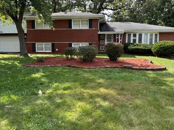 2716 Chariot Ln, Olympia Fields, IL 60461