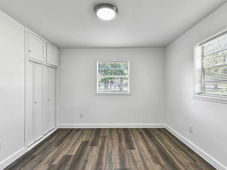 136 McCallman Rd — Photo 8