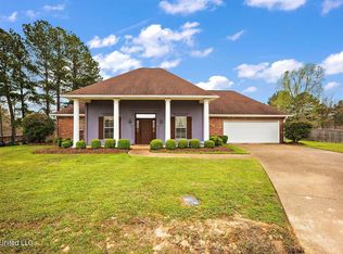 405 Traceton Ct, Byram, MS 39272
