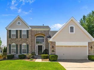 1804 Loehr Estates Ct, Ballwin, MO