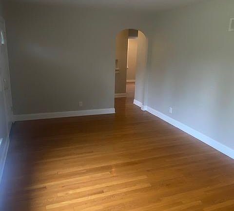 3rd image of 1210 Wentworth Dr