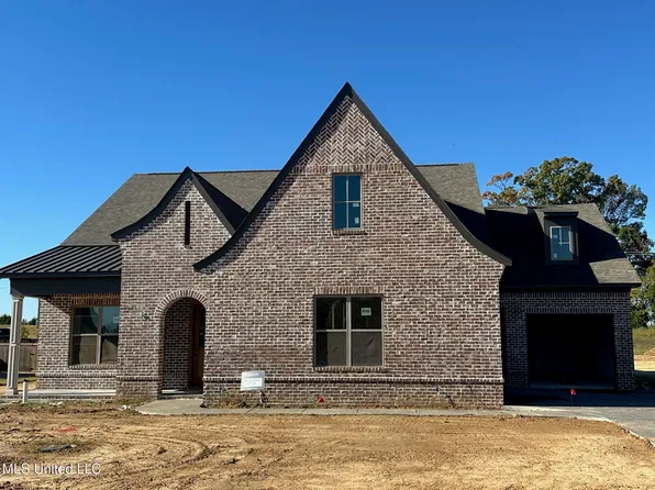 395 Ryecroft Dr, Hernando, MS 38632