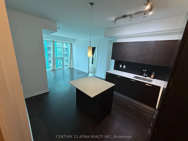 11 Bogert Ave #2109 — Photo 9