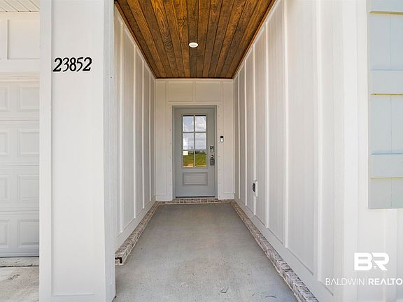 2nd image of 23852 Lafite Cir