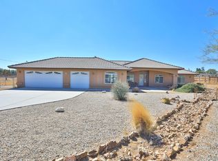 14979 Palm St, Hesperia, CA 92345