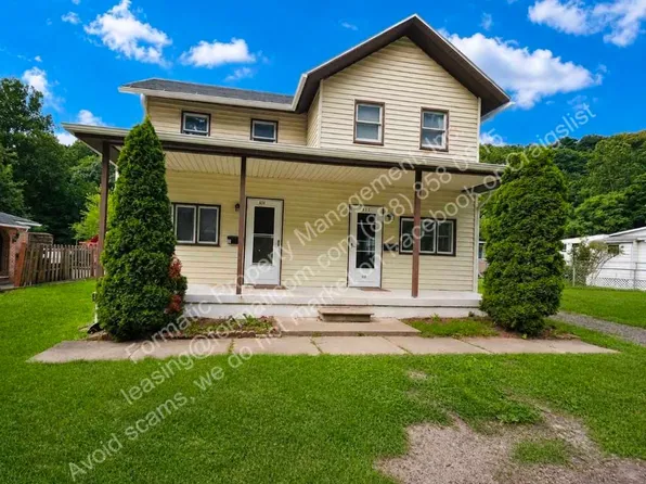 694 W 8th St, 694 W 8th St #2, Wyoming, PA 18644