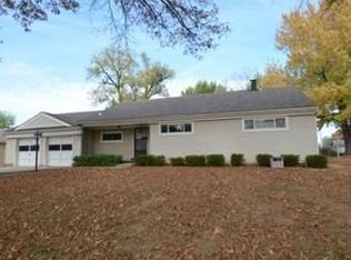 616 E 107th Ter, Kansas City, MO 64131