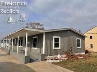 155 Nelson St, Clyde, OH 43410