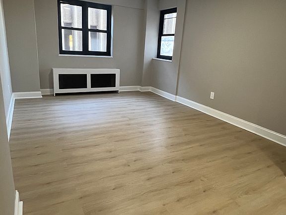 2nd image of 111 Washington St #5B