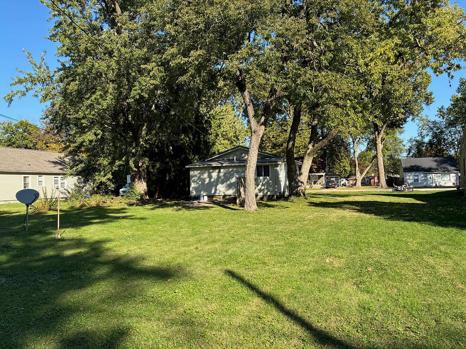 3141 S 3rd St — Photo 4