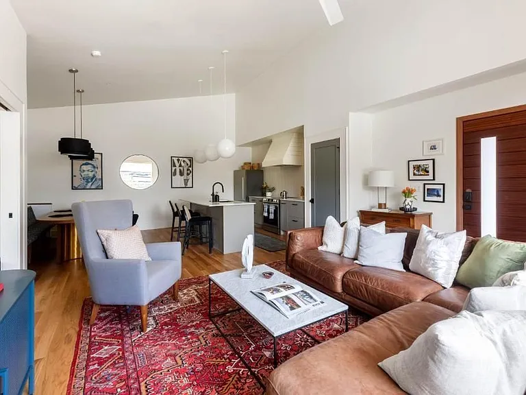 955 Wylie St #6 — Photo 9