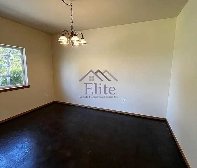 251 W Berry Ridge Rd — Photo 12