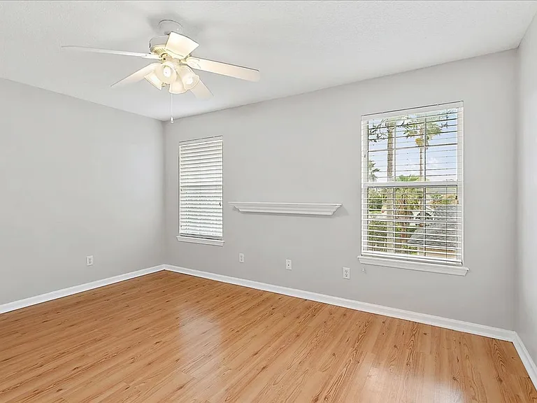 1065 Theodore Ave — Photo 21