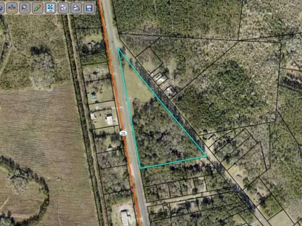 8150 Us Highway 17, Woodbine, GA 31569