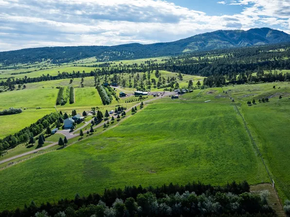 20072 Bear Ridge Rd, Spearfish, SD 57783