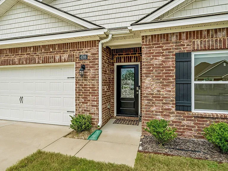 4786 Barrett Oaks Dr — Photo 5