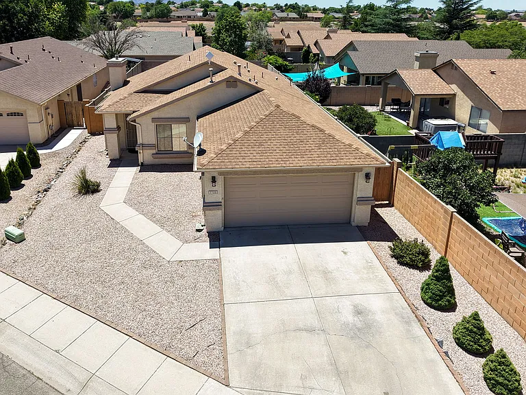 7722 N Winding Trl — Photo 2