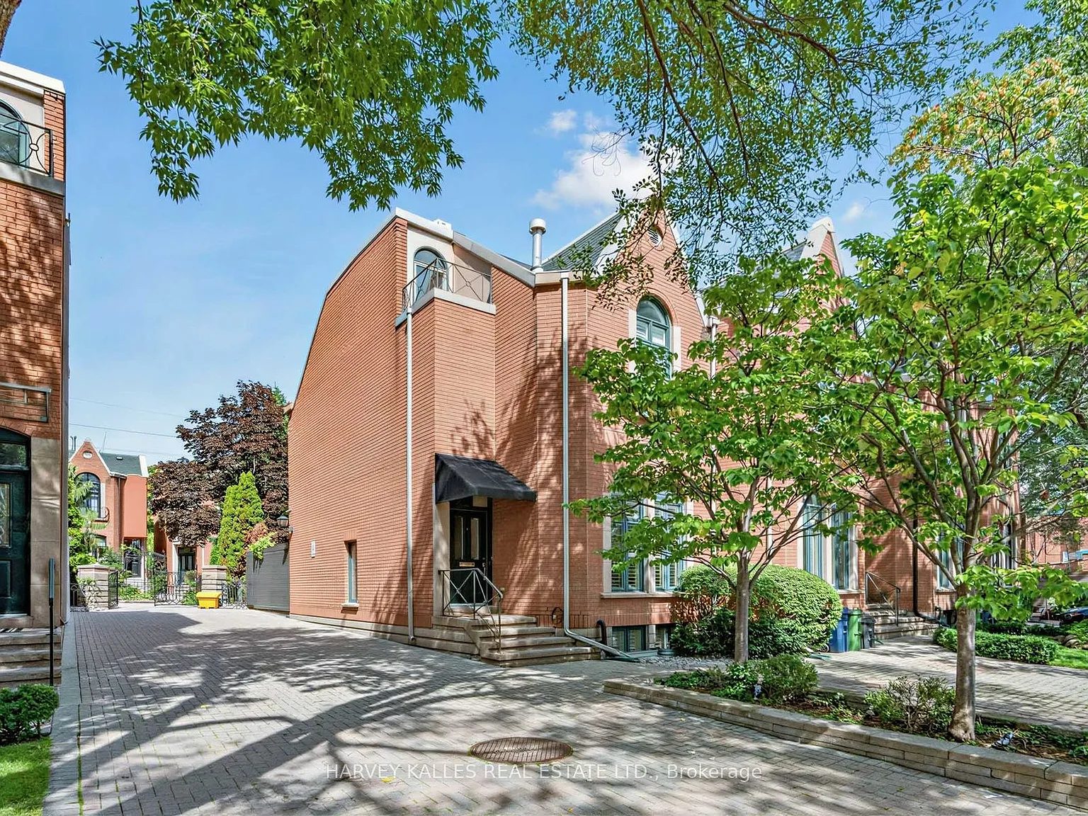 3 bed, $6,900 — Photo 2