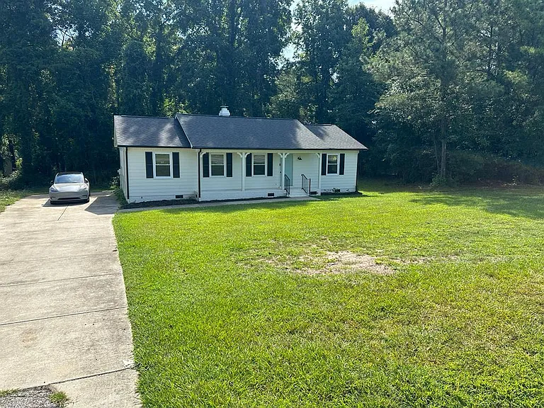 9818 Valley Rd — Photo 3