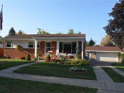 964 Juneau Rd, Ypsilanti, MI, 48198