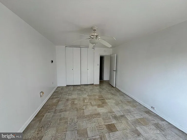 4201 Cathedral #813E — Photo 16