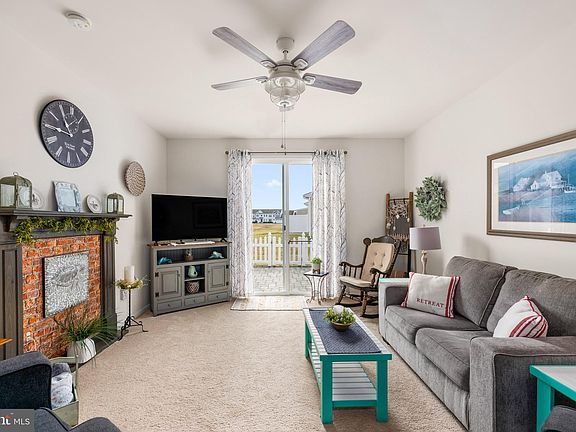 2nd image of 19222 Sandstone Ln #3204