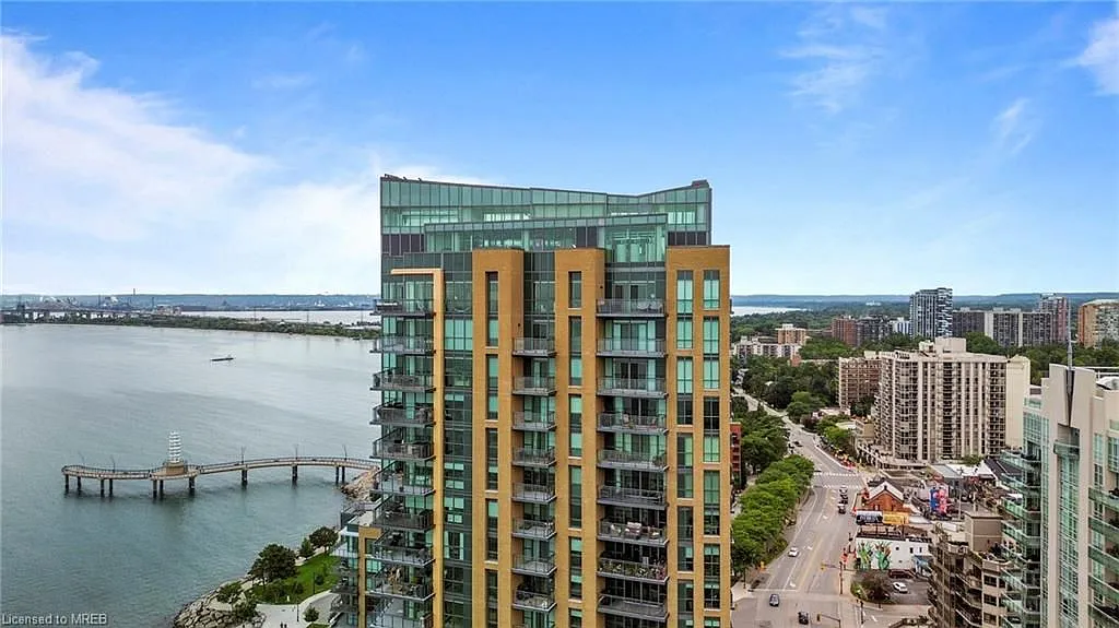 2060 Lakeshore Rd photo 1