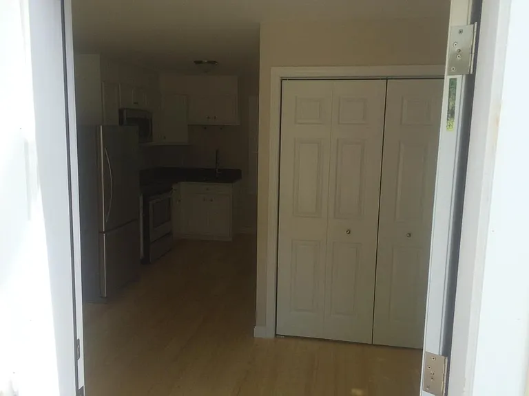 15 Crescent St #15A — Photo 2
