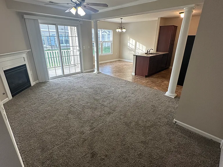 Dockside Village Apartments — Photo 47