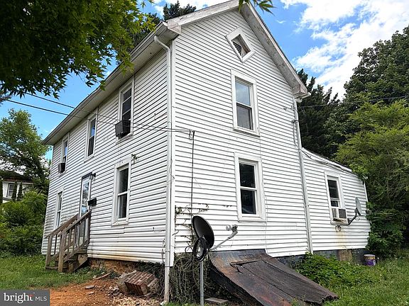 2nd image of 323 W Academy St