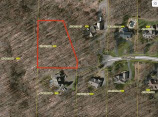 3780 Clearing Way Dr NE, Grand Rapids, MI 49525