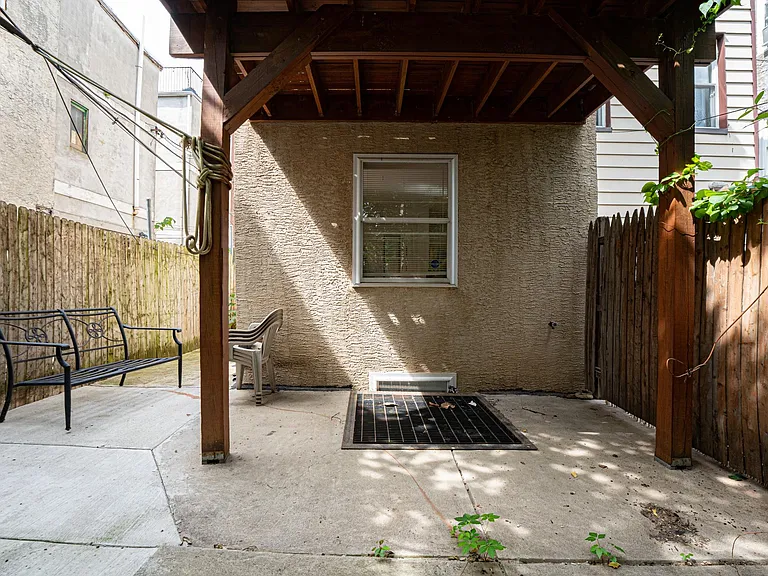1528 Brown St #1 — Photo 26