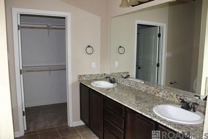 37237 Market Place Dr — Photo 14
