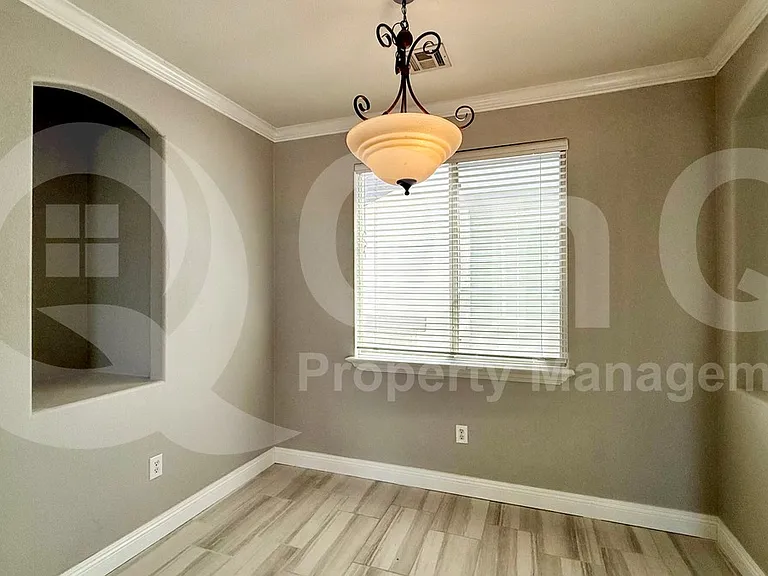 2992 N Miller Rd #215B — Photo 12