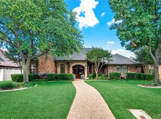 4054 Villa Grove Dr, Dallas, TX 75287