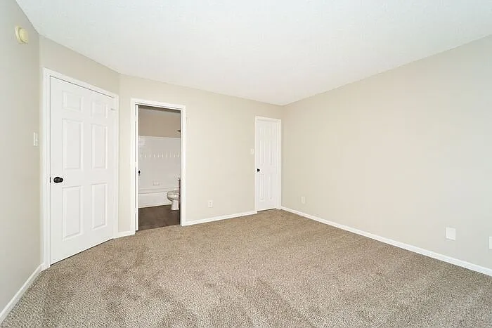 10393 Windward Dr — Photo 23