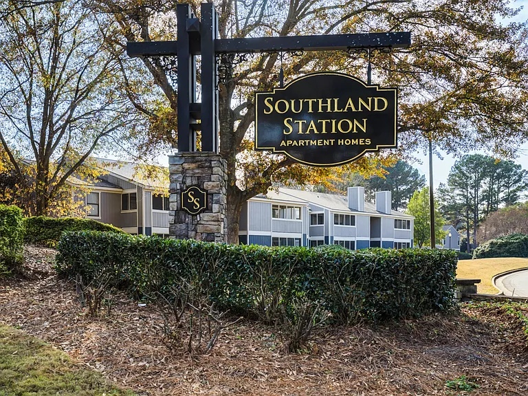 Southland Station Apartments — Photo 20